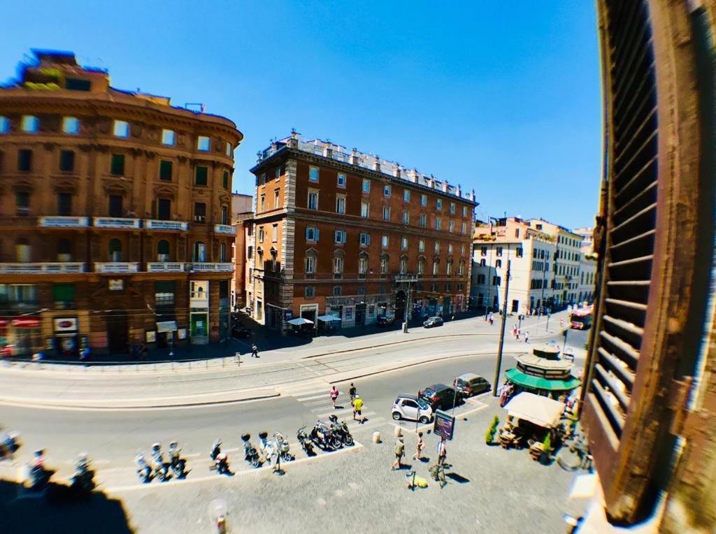 Apartment Arenula Рим Екстер'єр фото