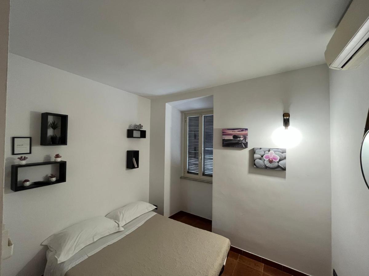 Apartment Arenula Рим Екстер'єр фото