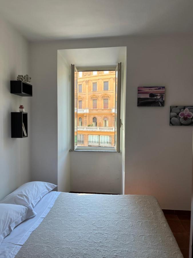 Apartment Arenula Рим Екстер'єр фото