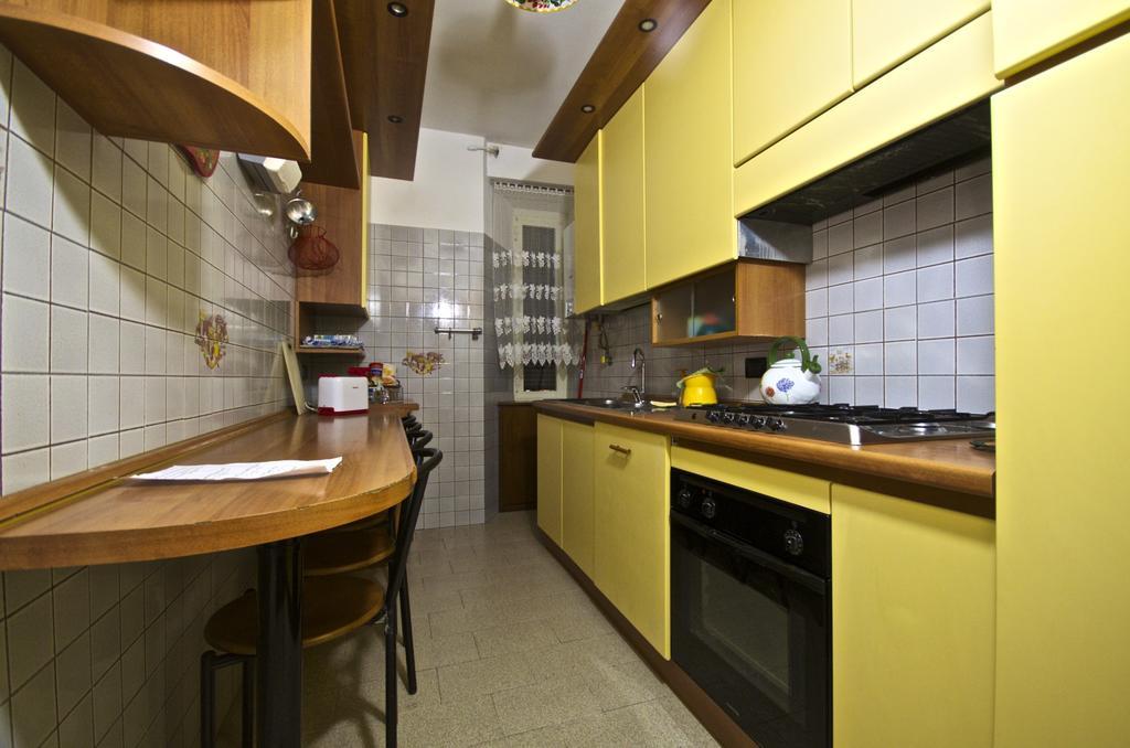 Apartment Arenula Рим Номер фото
